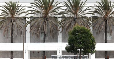 Urlhttps3a2f2fcalifornia times brightspot.s3.amazonaws.com2ffe2f4c2f5b7c45374144b545cee620ac.jpeg