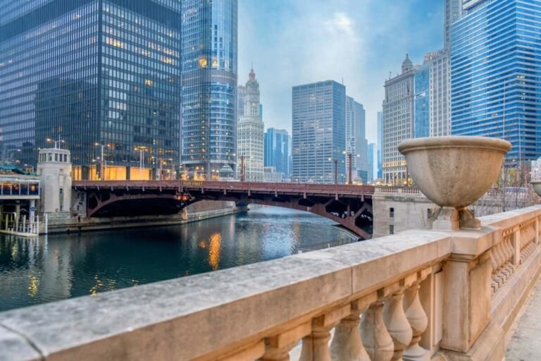 Living in Chicago: What Is the Chicago Known For?